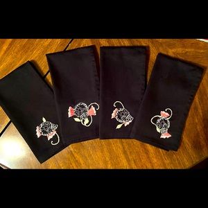 💀 🌸 NWT - Hand Embroidered Sugar Skull Dinner Napkins